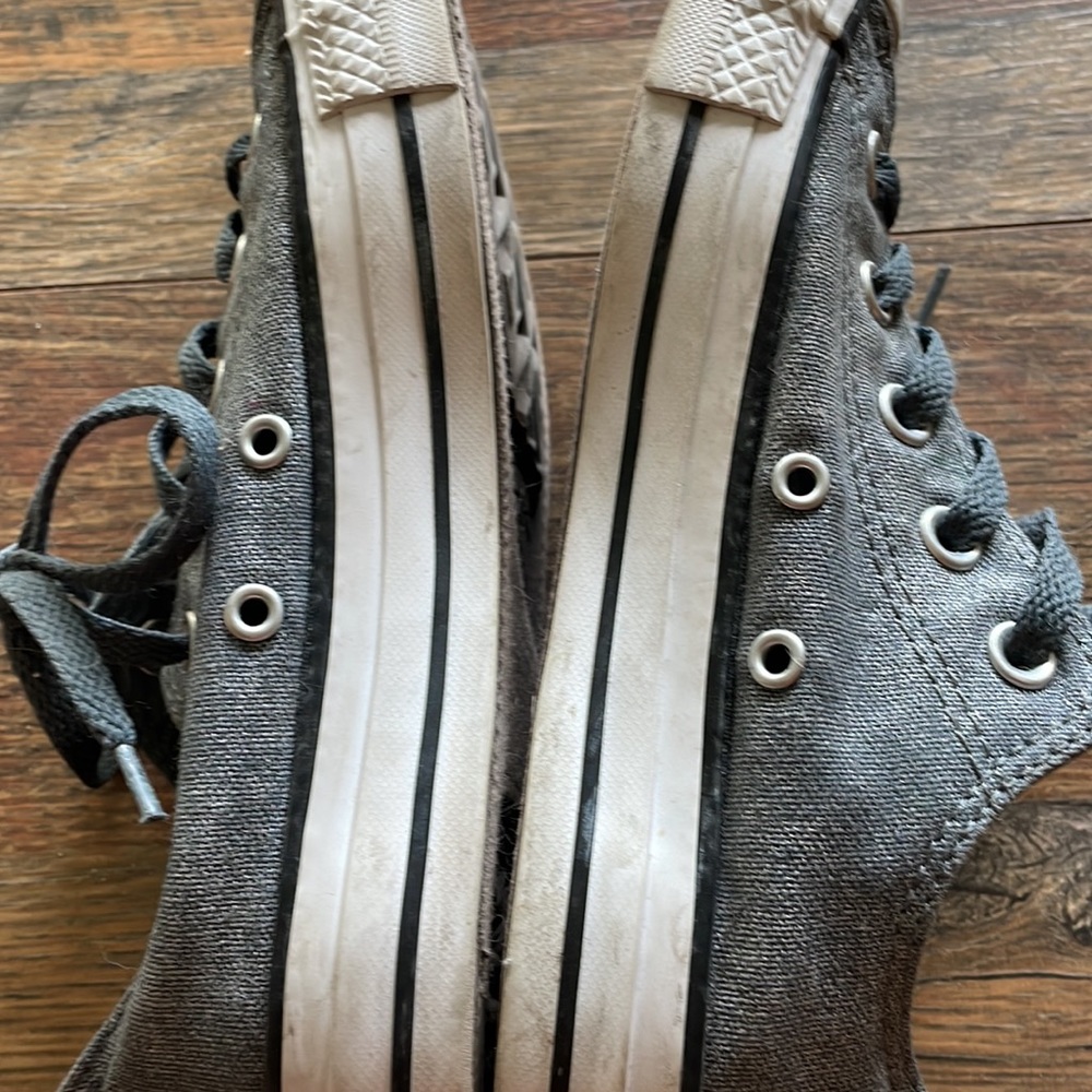 Grey converse - Picture 4 of 5